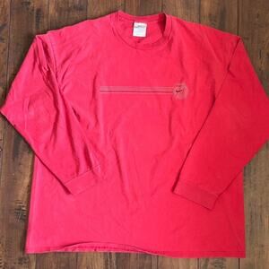 Retro Vintage Made in USA 2000s Nike Men's Red Longsleeve XXL Graphic Shirt